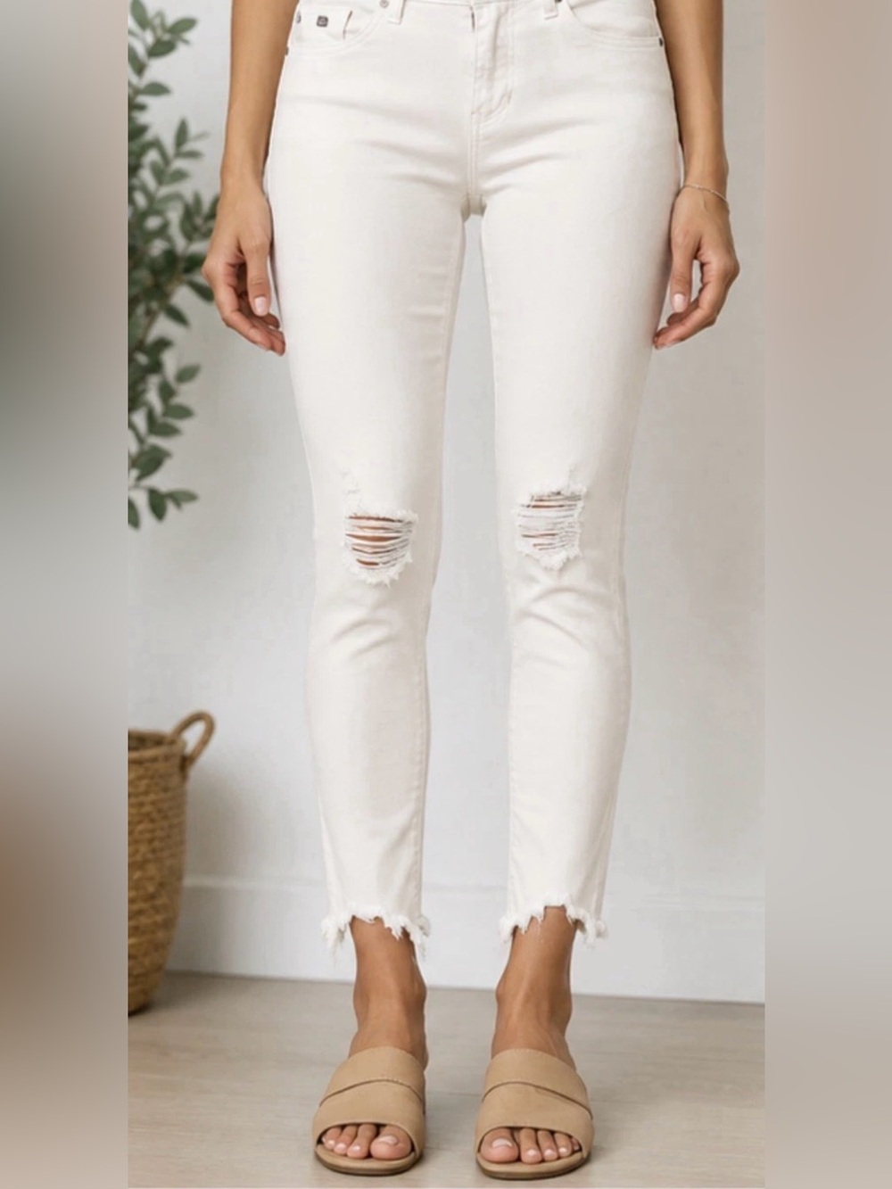 Dear John Joyrich Comfort  Jeans Women’s 26 bone color Distressed Raw Hem.